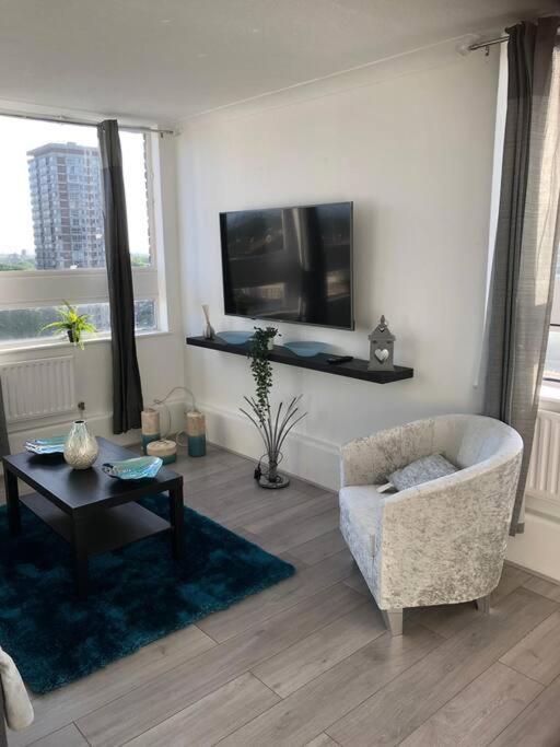 Modern, Family-Friendly Apartment By Hyde Park & Museums 伦敦 外观 照片